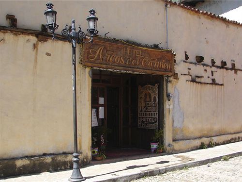 Hotel Arcos Del Carmen San Cristóbal de Las Casas Extérieur photo
